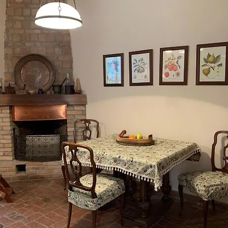 בית נופש Casa Tartufo טורטונה